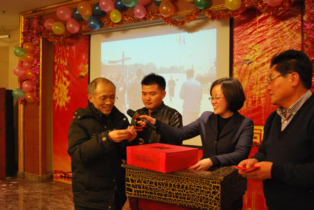 �����y�T(m��n)���F(tu��n) 2015 ���(hu��)-23