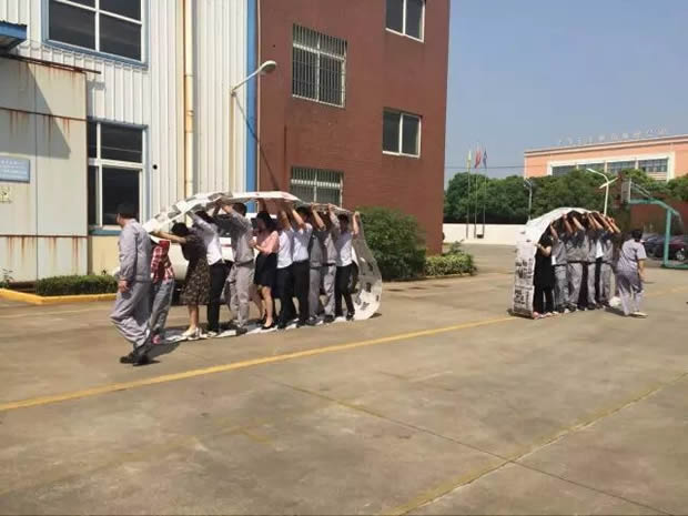 �Ϻ������y�T�S���ľ������P�ഺ���|(zh��)��չ��ӣ��D12��
